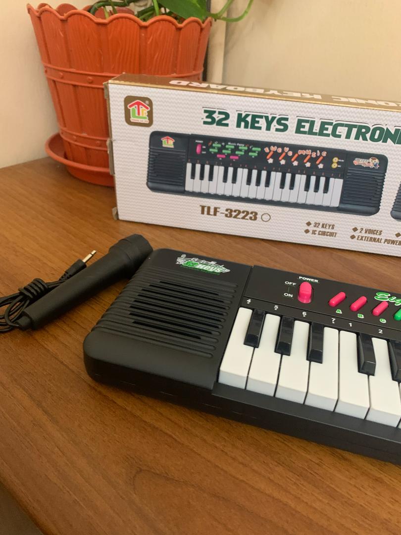 Clavier-lectronique-32-Touches-Sunshine-avec-Microphone-بيانو-إلكتروني-للأطفال.png