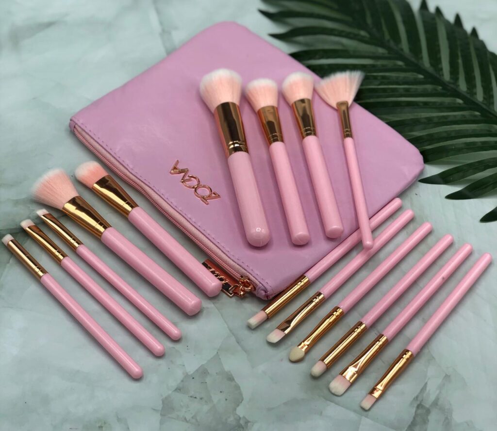 Pack Spécial Organisateur de maquillage + Trousse de 15 Pinceaux zoeva professionnels تنزوت
