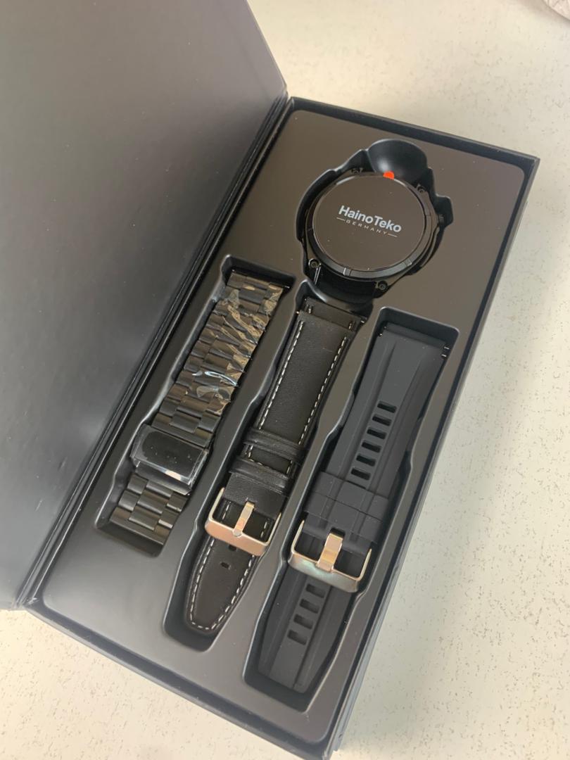Smartwatch-Haino-Teko-RW-61-avec-cran-AMOLED-lampe-de-poche-int-gr-e-et-3-paires-ساعة-ذكية-أصلية.png
