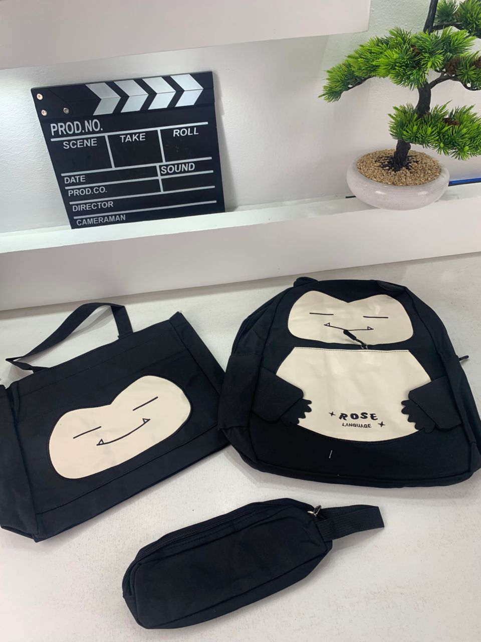 Ensemble de Sacs Snorlax 3Pcs Design Kawaii Noir – حقيبة مدرسية 3 قطع لون أسود تنزوت
