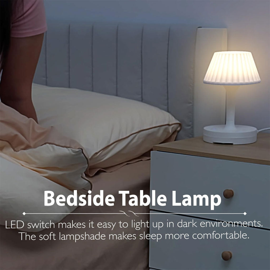 Lampe-de-table-avec-port-USB-intensit-variable-3-couleurs-مصباح-ومقبس-طاقة.png
