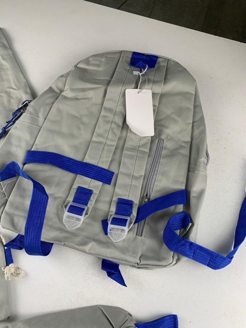 Ensemble de sacs d’école Kawai pour adolescents 4Pcs Lapin X Gris – محفظة 4 قطع كاواي رمادي تنزوت