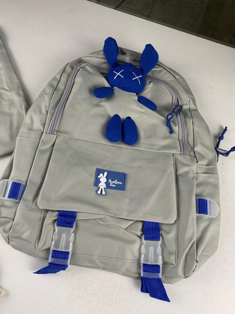 Ensemble de sacs d’école Kawai pour adolescents 4Pcs Lapin X Gris – محفظة 4 قطع كاواي رمادي تنزوت