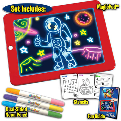 Tablette à dessin magique 3D avec lumière LED et stylo aquarelle – لوحة رسم ثلاثية الأبعاد مزودة بإضاءة أقلام مائية ملونة تنزوت