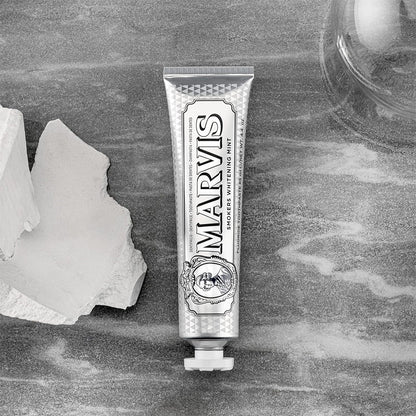 Marvis Dentifrice Blanchissant pour Fu-meurs 85ml Made in Italy – معجون أسنان مارفيس - تنزوت