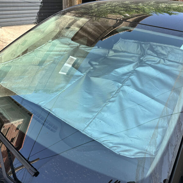 Matelas-de-Voiture-Pliable-avec-Pare-Soleil-UV-3en1-أريكة-مقعد-خلفي-وعاكس-أشعة-الشمس-3في1.png