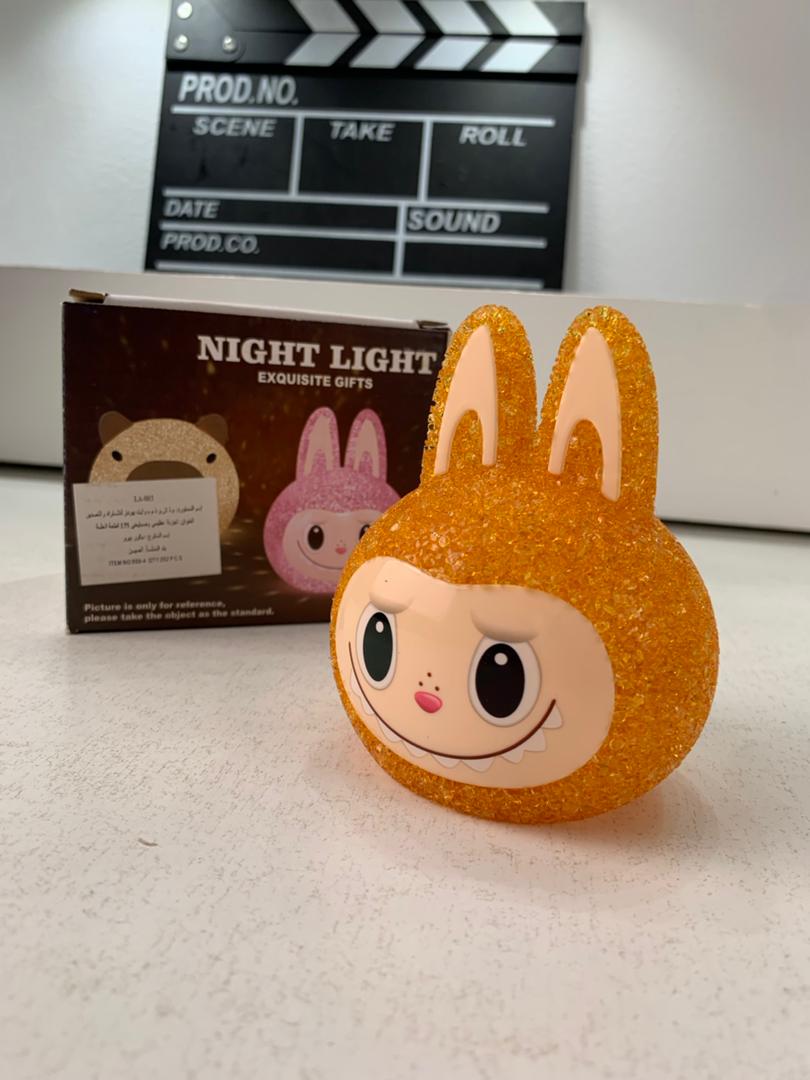 Mini Veilleuse pour Chambre d’Enfants Éclairage Doux et Ambiance Magique – مصباح لغرف الأطفال تنزوت
