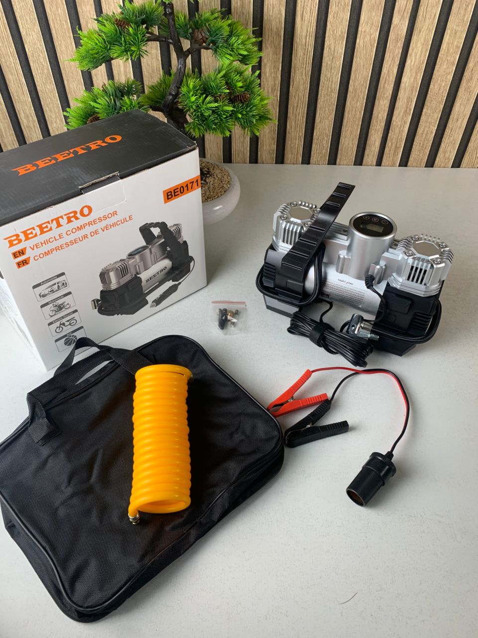 Compresseur-de-voiture-double-piston-cran-LCD-180W-150psi-BE0171-جهاز-ضغط-العجلات-للسياراة.png