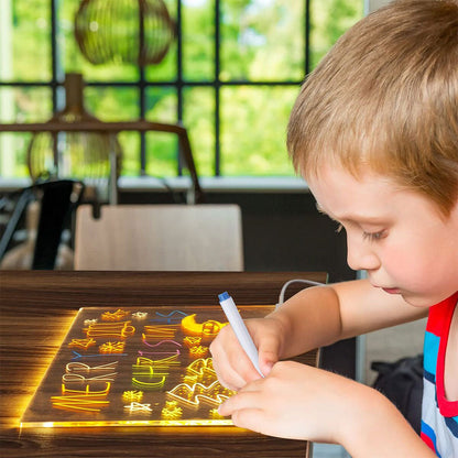 Tableau à Dessin LED coloré avec 7 stylos 40x30cm – لوحة مضيئة للرسم والتلوين تنزوت