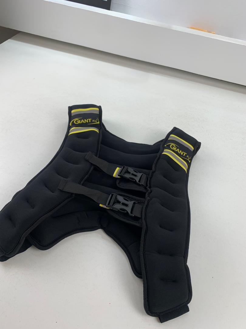 Gilet lesté d’entrainement 5KG réglable avec bretelles élargies – صدرية تدريبات للمحترفين تنزوت