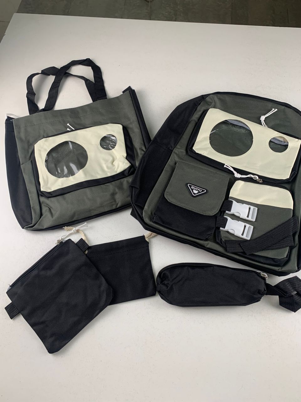 Ensemble de sacs d’école Kawai pour adolescents 5Pcs Guiyu V2 Noir et Gris– محفظة 5 قطع كاواي أسود ورمادي تنزوت