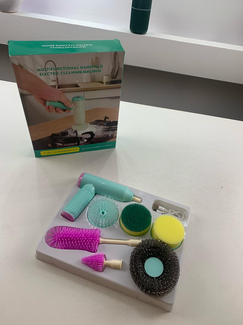Brosse-de-Nettoyage-lectrique-Sans-Fil-7en1-فرشات-تنظيف-متعددة-الرؤوس.png
