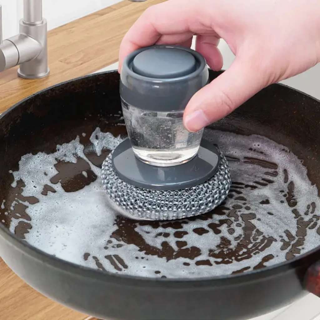 Brosse-Main-avec-Distributeur-de-Savon-pour-Cuisine-فرشاة-يدوية-بموزع-صابون-للمطبخ.png