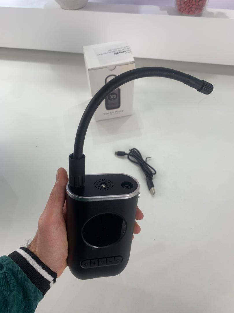 Compresseur-d-Air-Portable-150-PSI-avec-Lampe-LED-منفاخ-هواء-محمول-مع-إضاءة.png