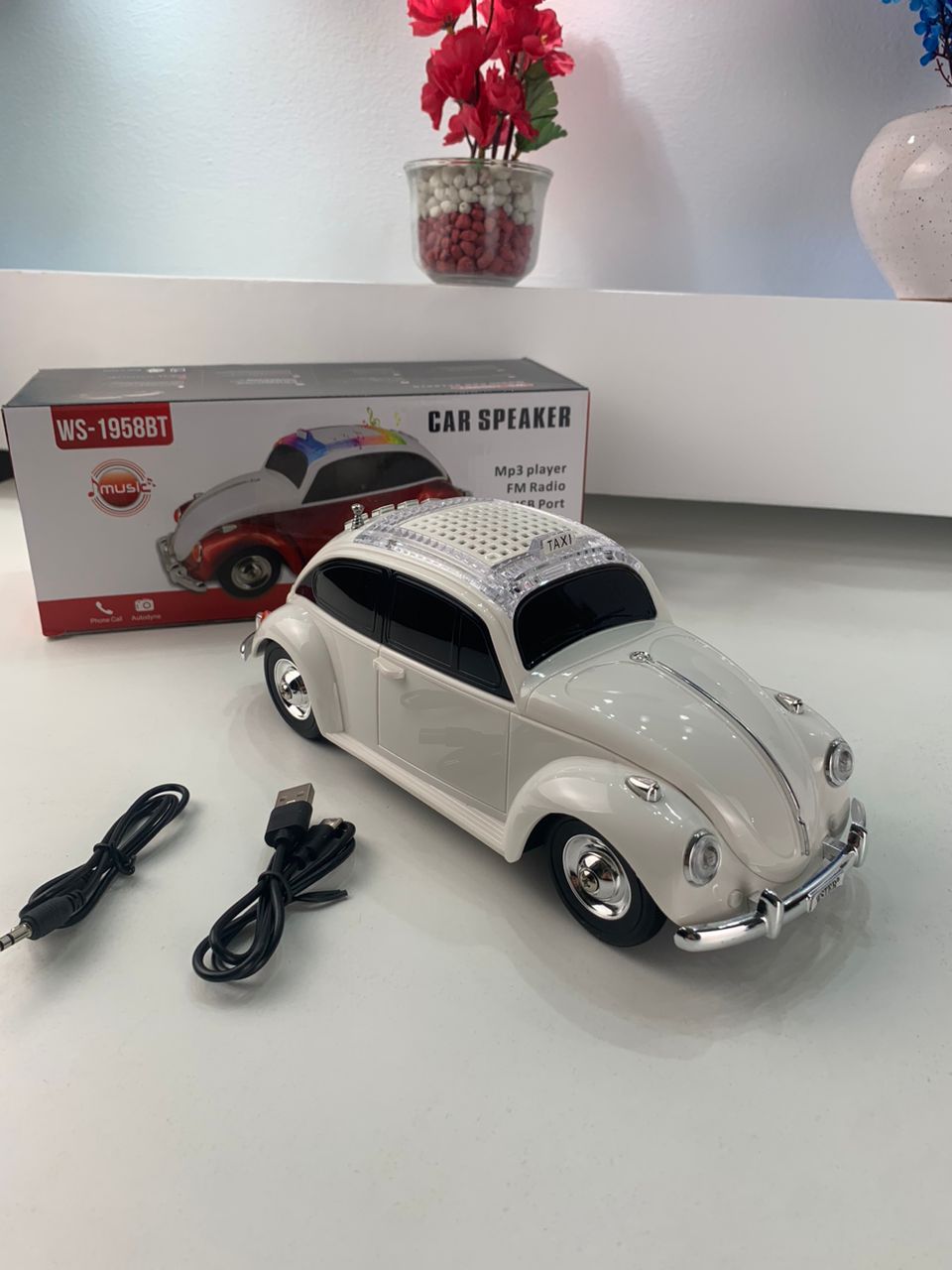 Haut-parleur-Bluetooth-sans-fil-Beetle-Voiture-سيارة-مكبر-صوت-بلوتوث-لاسلكي.png