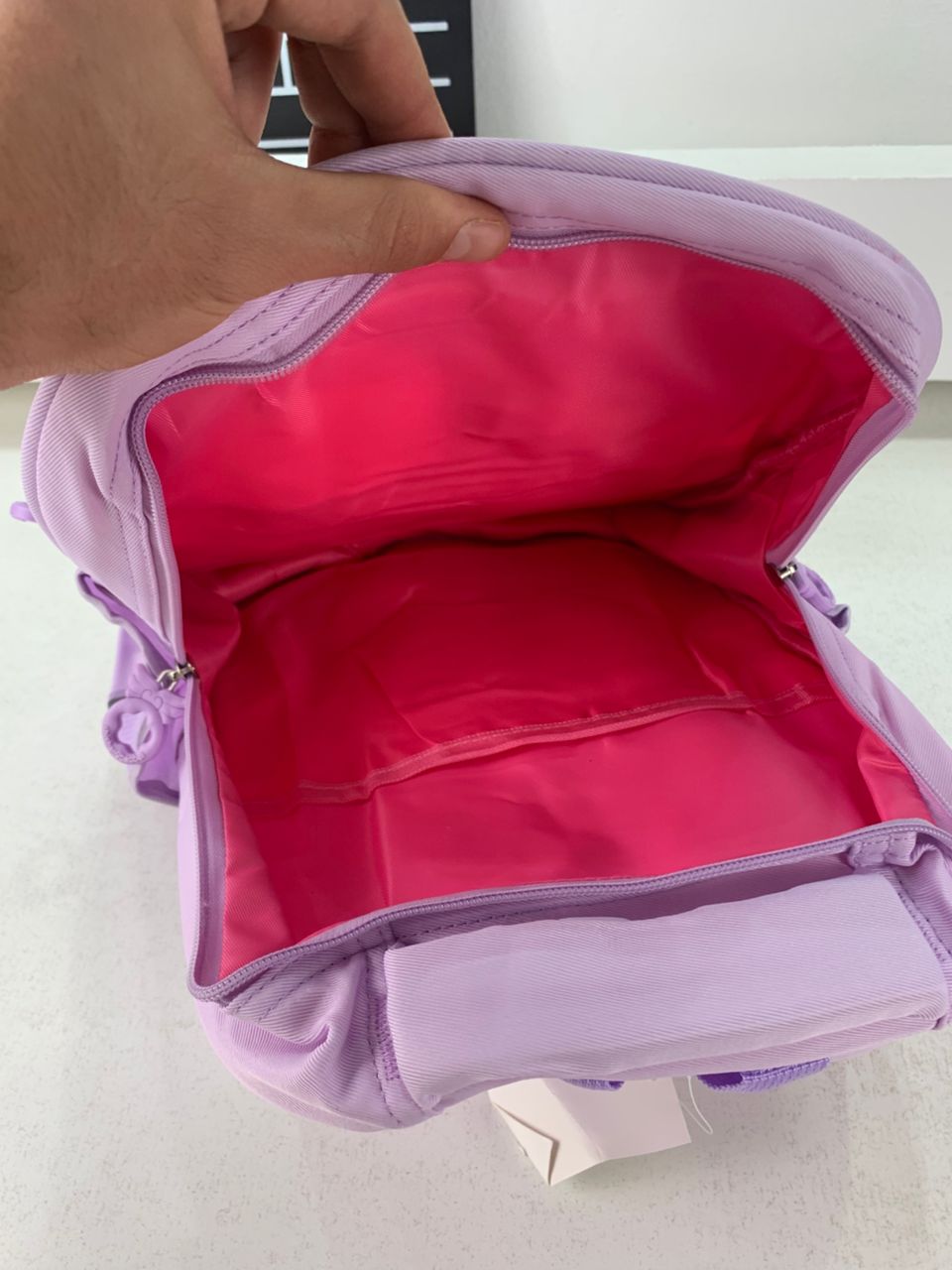 Sac à Dos Enfant Ludique avec Plusieurs Compartiment et un Peluche LM-5122 Mauve – حقيبة ظهر للأطفال بنفسجي تنزوت