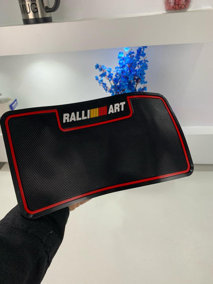 Tapis-Antid-rapant-pour-Voiture-منظم-أغراض-غير-قابل-للانزلاق-للسيارة.png