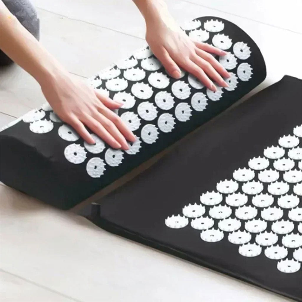 Coussin et Tapis Massage en Polymère d’acupression avec Sac de Rangement – بساط تدليك مع وسادة وحقيبة متنقلة تنزوت