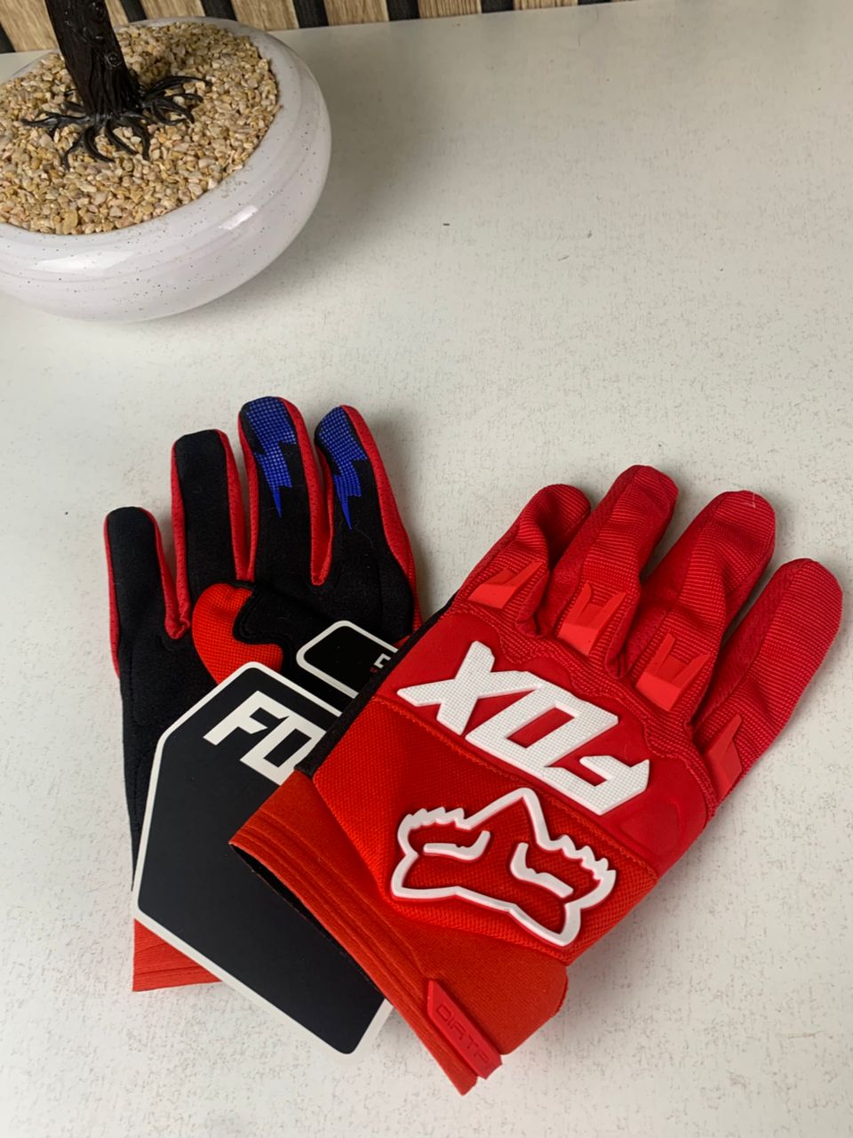 Gants-Fox-Racing-pour-motocross-tactiles-قفازات-فوكس-ريسينغ-للدراجات-النارية.png