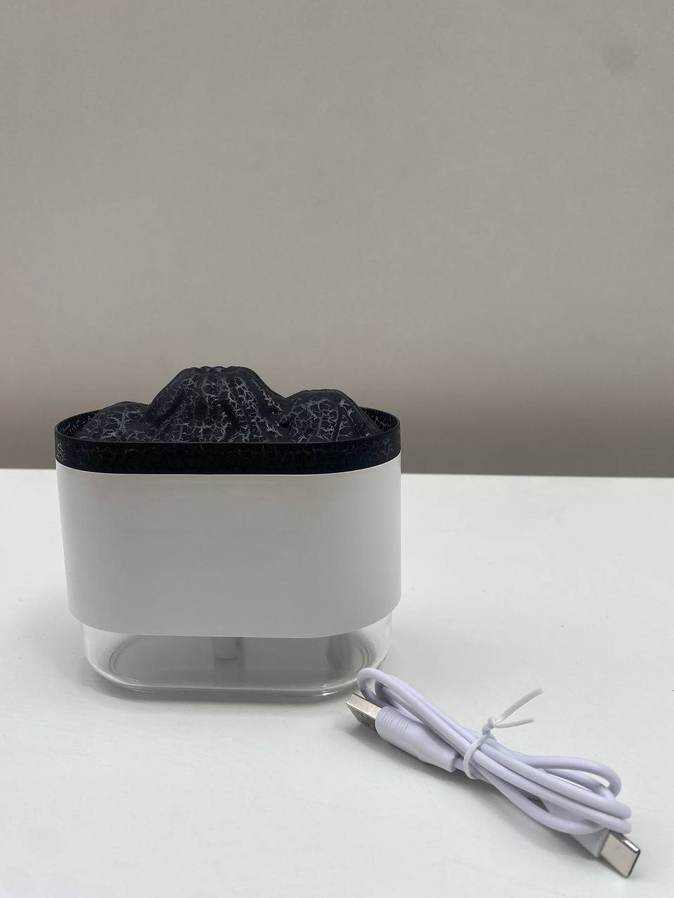 Humidificateur-Volcano-et-Diffuseur-de-flamme-Color-e-300ml-معطر-جو-على-شكل-بركان.png