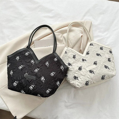 Sac à bandoulière à motif floral avec motif de patch de lettre تنزوت