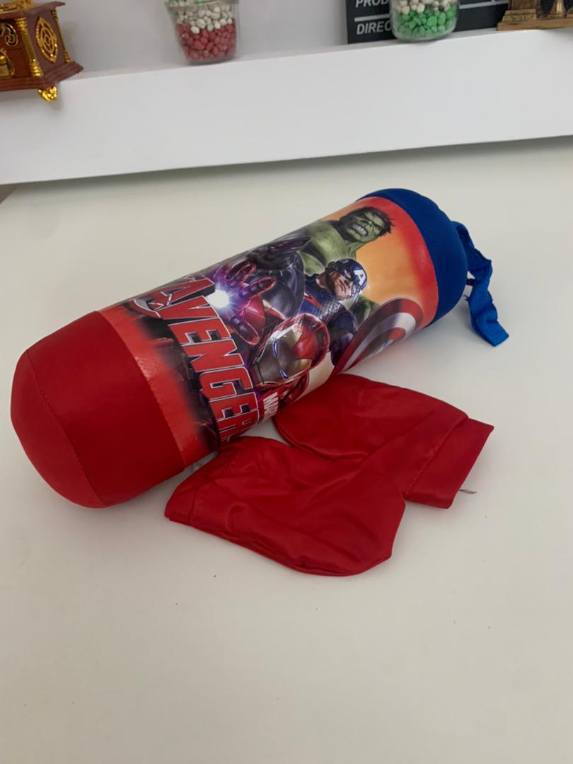 Ensemble-de-sac-de-boxe-pour-enfants-Spiderman-Avengers.png