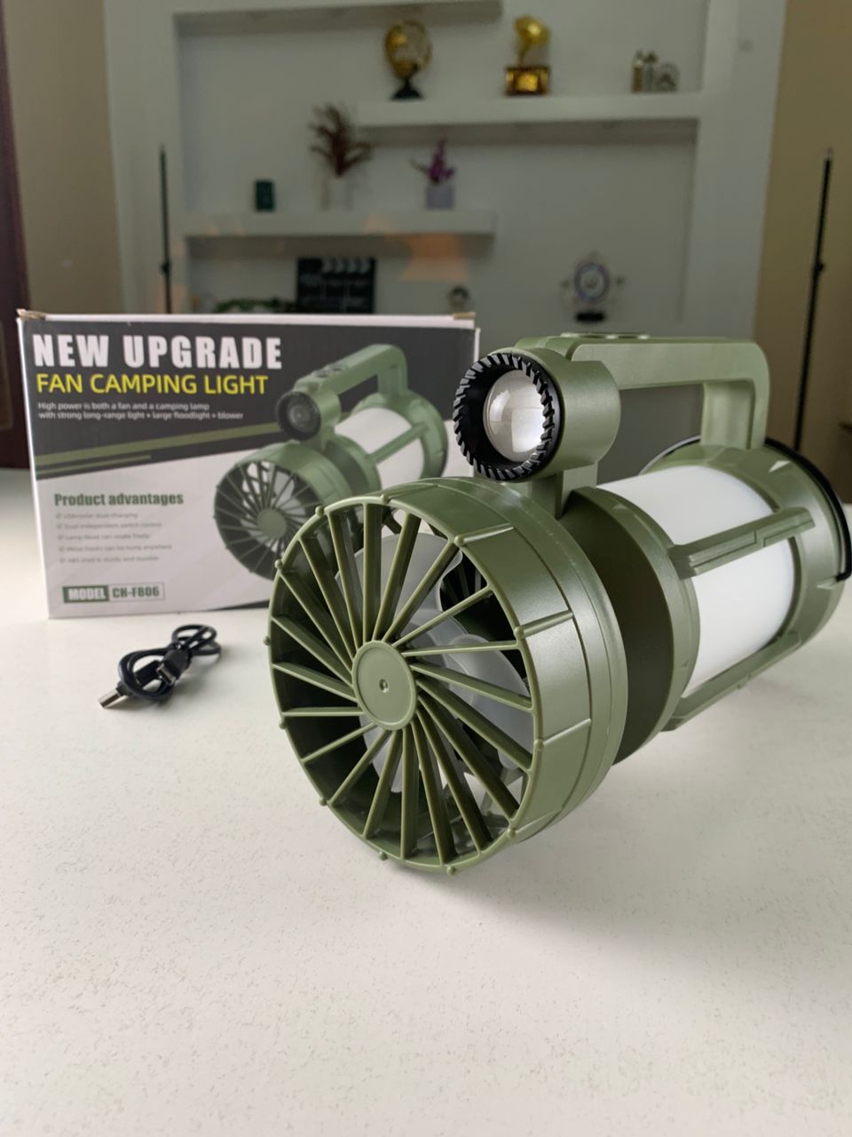 Lanterne de camping LED Rechargeable avec Ventilateur et 4 modes d’éclairage – مصباح ومروحة محمولة تنزوت