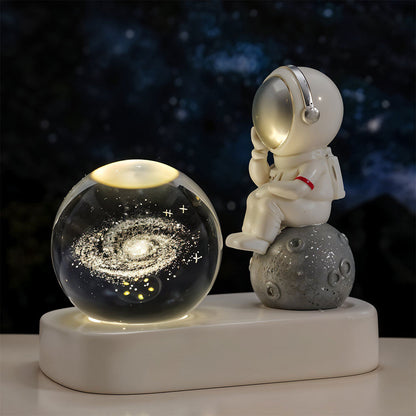 Veilleuse-3D-en-Forme-de-Boule-de-Cristal-pour-Astronaute.png