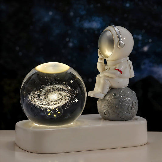 Veilleuse-3D-en-Forme-de-Boule-de-Cristal-pour-Astronaute.png