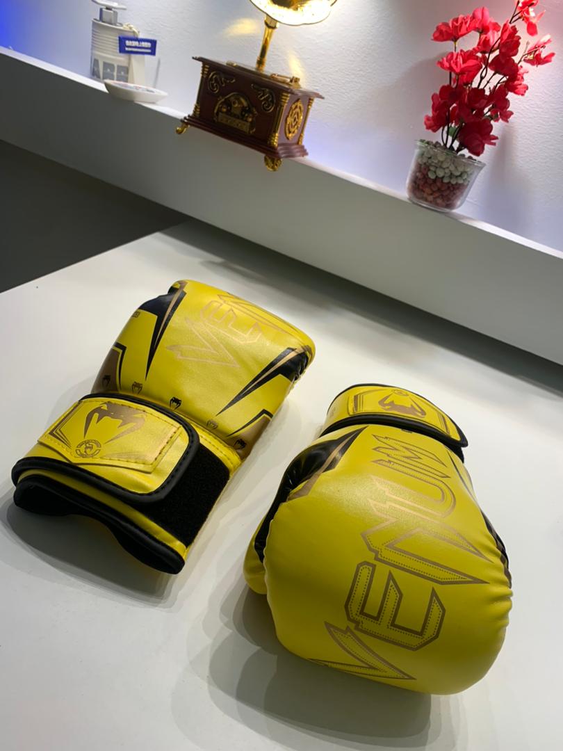 Venum-Elite-Gants-de-Boxe-Unisexe-de-Haute-Qualit-قفازات-البوكس.png
