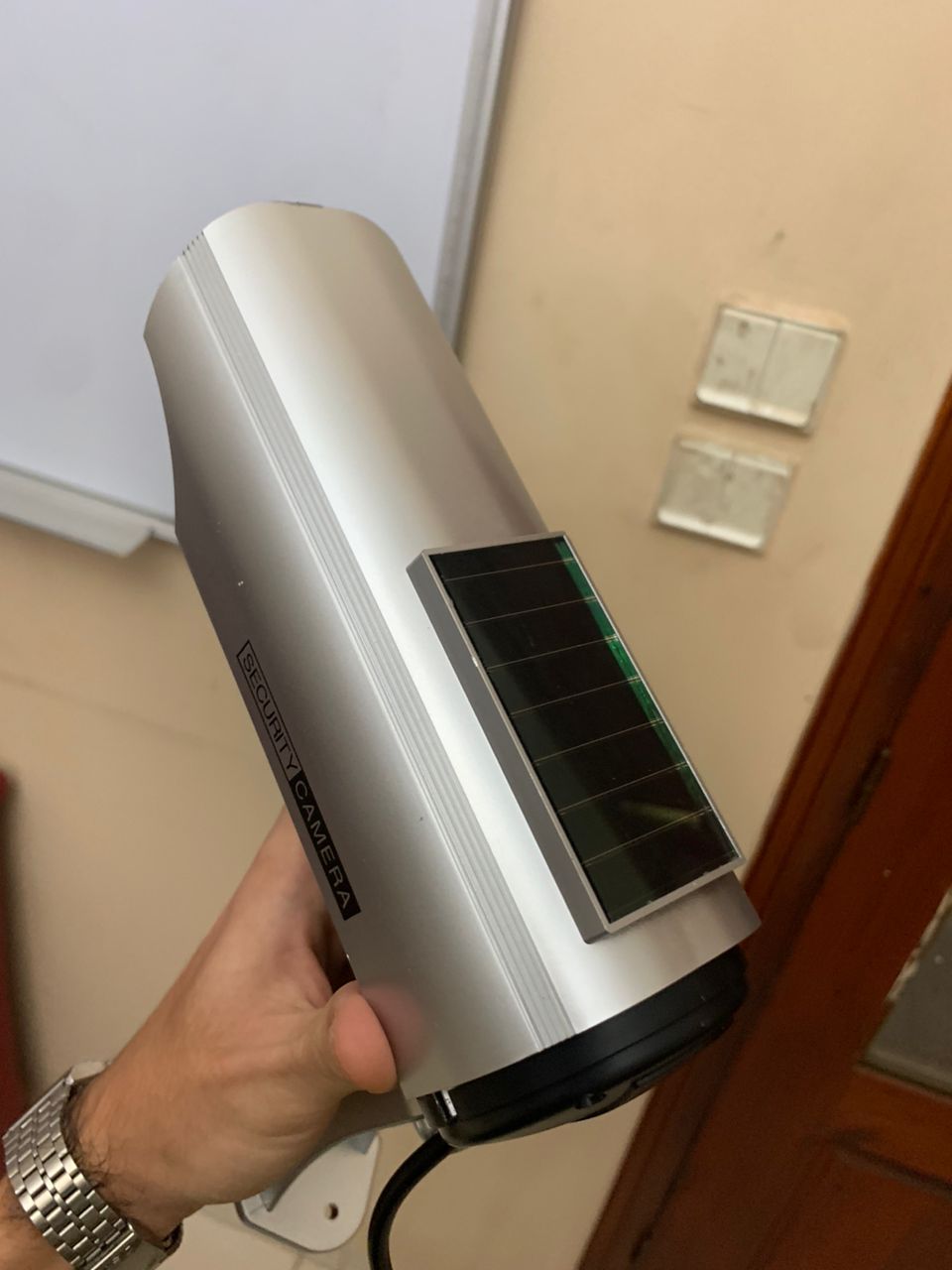 Fausse-Cam-ras-de-Vid-osurveillance-nergie-Solaire-avec-Clignotant-Rouge-LED.png