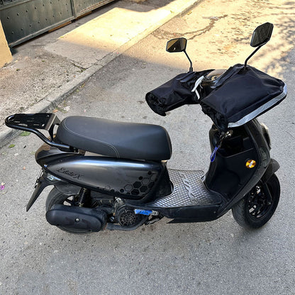Couvre-Main-Imperm-able-pour-Guidon-Vespa-غطاء-لليدين-لسائقي-الدرجات-النارية.png