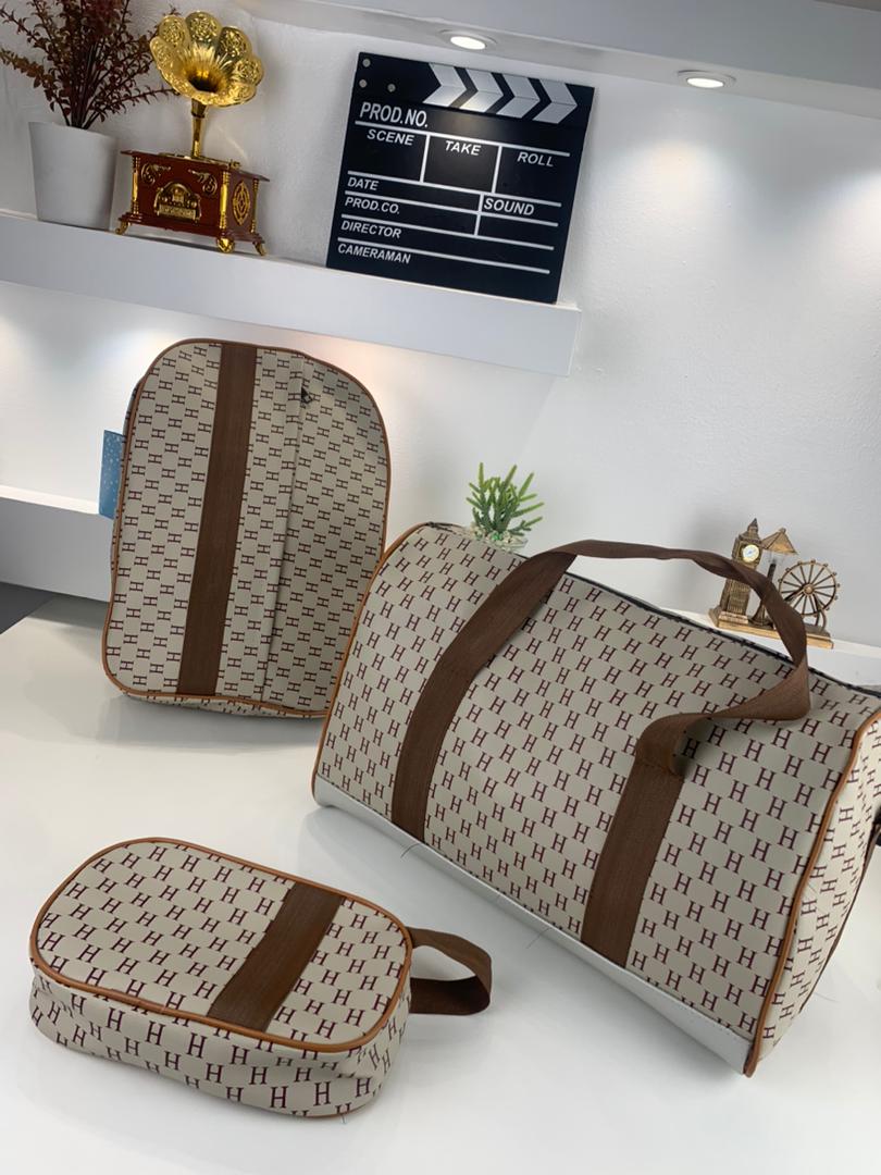 Pack-3Pcs-Cabas-Sac-a-Dos-et-Pochette-en-Tissue-Imperm-able-Beige.png