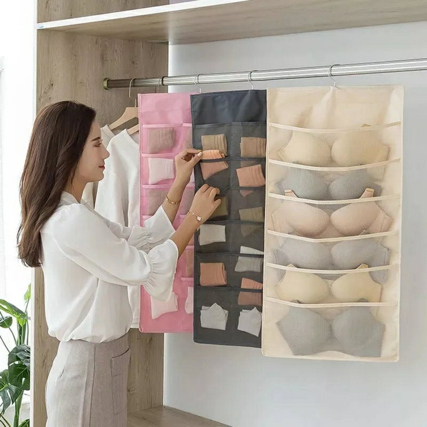 Organisateur de sous-vêtements multi-poches Double face suspendu de chaussettes de soutien-gorge تنزوت