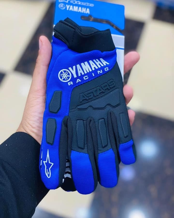 Gants-YAMAHA-MX-Alpinestars-قفازات-ياماها-إم-إكس-وألبينستارز.png