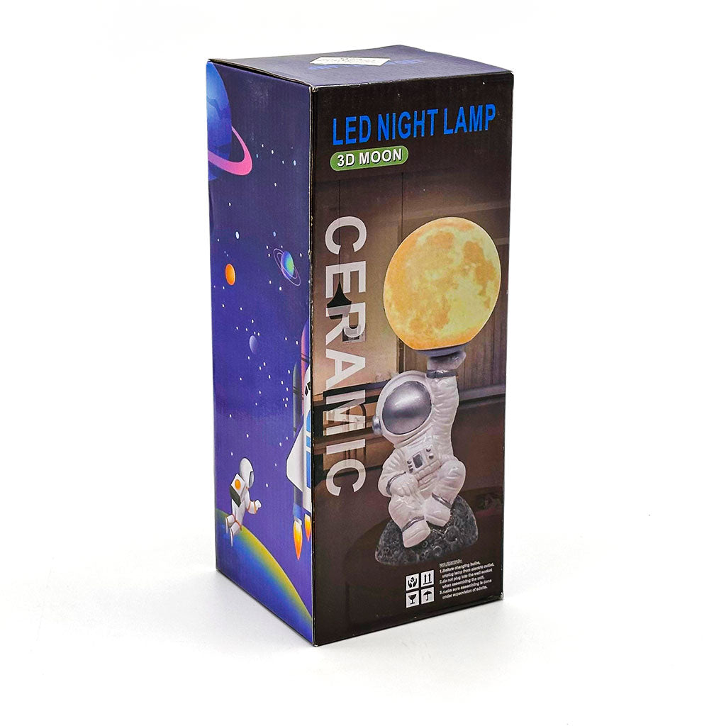 Veilleuse-Astronaute-et-Lampe-de-Table-en-C-ramique.png