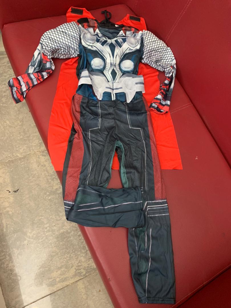 Tenue-de-Deguisement-Muscle-Thor-Pour-Enfants.png