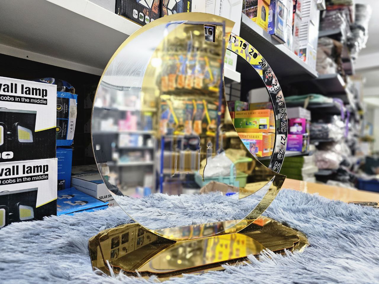 Calendrier rotatif pour compte à rebours du Ramadan , En acrylique effet miroir Grand Format ديكور رزنامة شهر رمضان حجم كبير ذهبي تنزوت