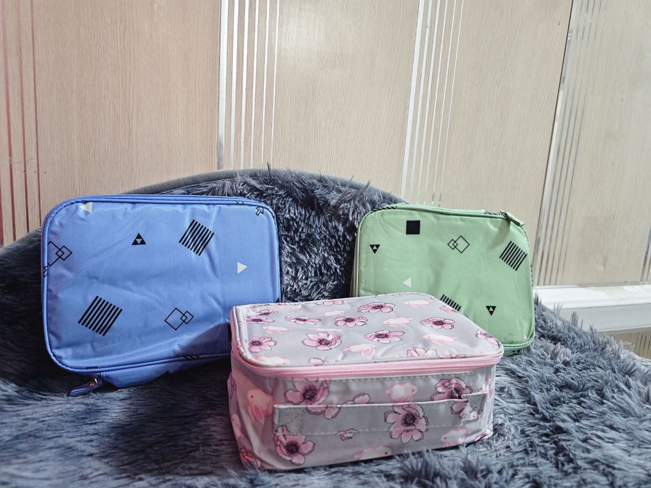 Sac-lunch-en-toile-isotherme-portable-tanche.png