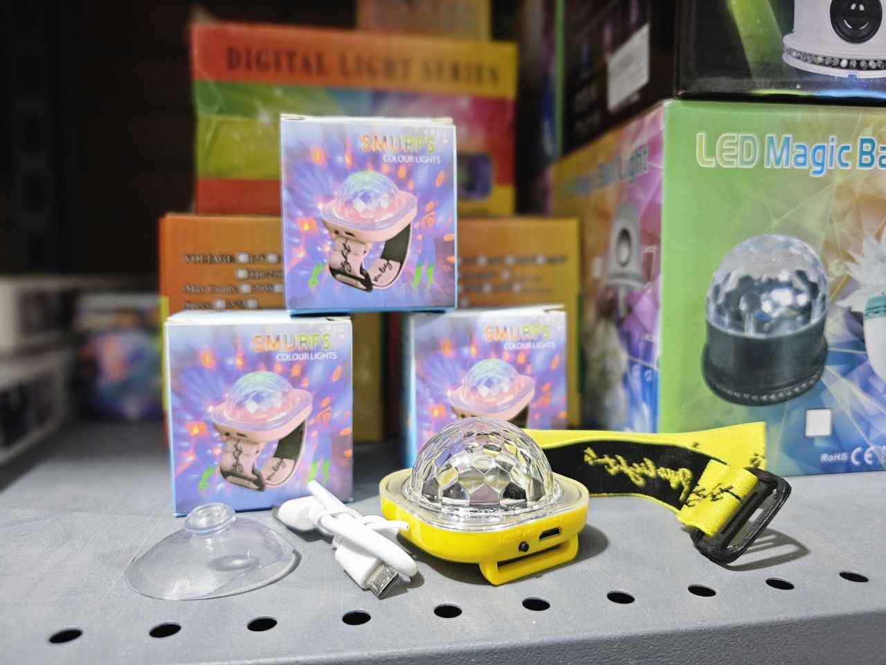 Montre Disco Ball Lumineuse avec ventouse rechargeable - ساعة كرة ديسكو مضيئة قابلة لإعادة الشحن - تنزوت