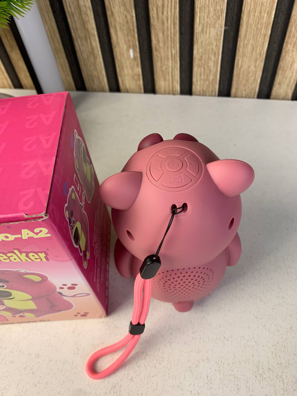 Haut-Parleur-Bluetooth-Urso-Lotso-a2-8W-sans-fil-V5-3-مكبر-صوت-بلوتوث-محمول.png