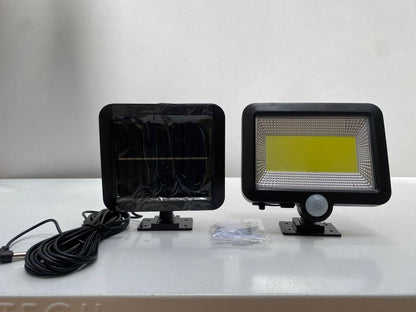 Lampe projecteur solaire LED et détecteur de mouvement 5W IP44 - SL-F100 - تنزوت