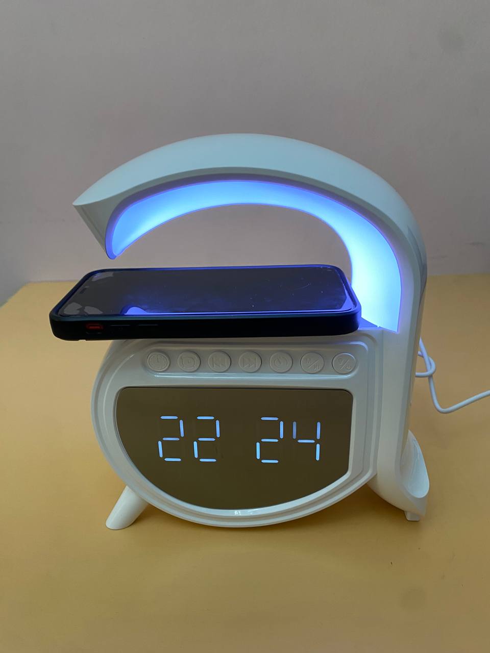 Réveil et Haut-parleur Bluetooth RGB intelligente type Big G Wireless Charger V5 - تنزوت