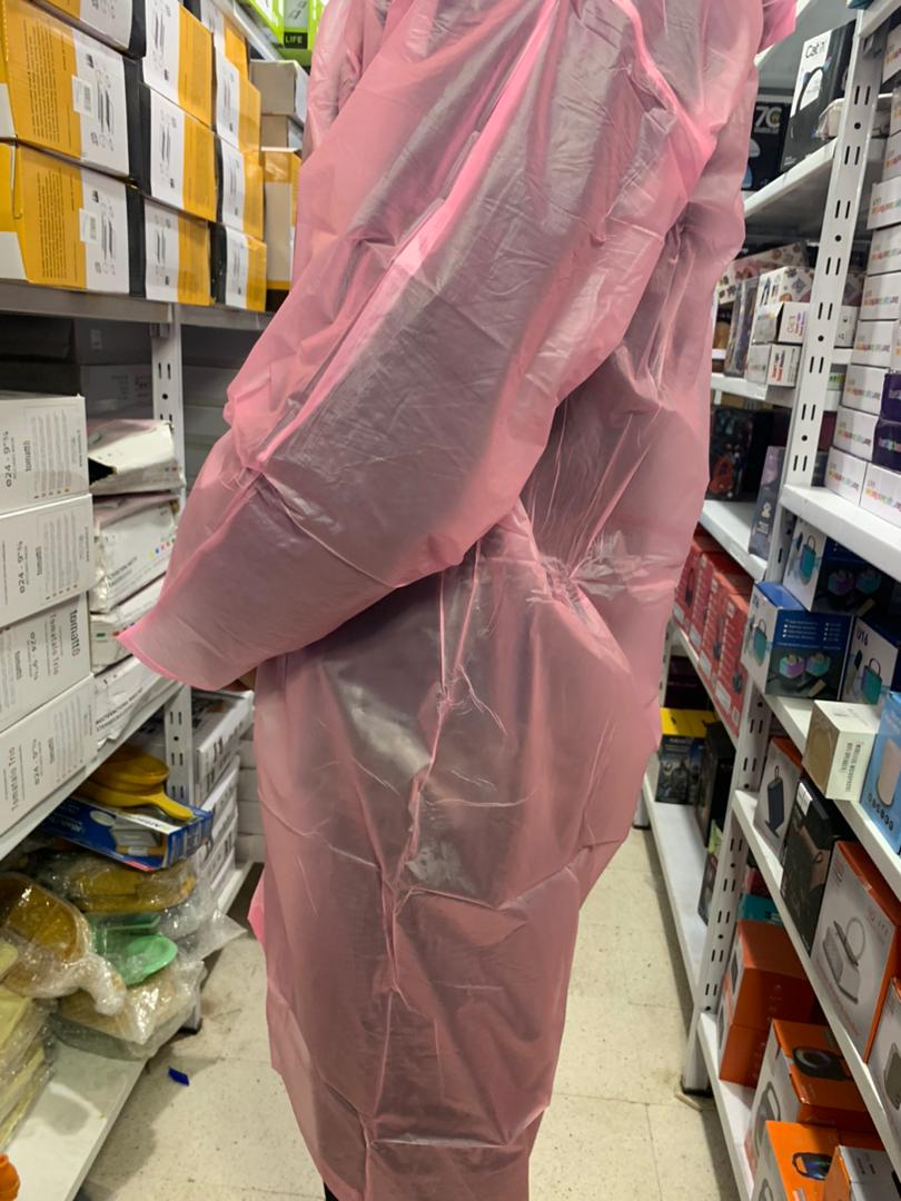 Eva-Manteau-imperm-able-capuche-Rose.png