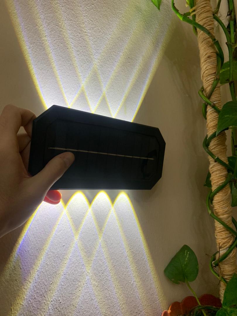 Lampe-Solaire-Murale-8LED-avec-D-tection-de-Mouvement-Auto-1Pcs.png