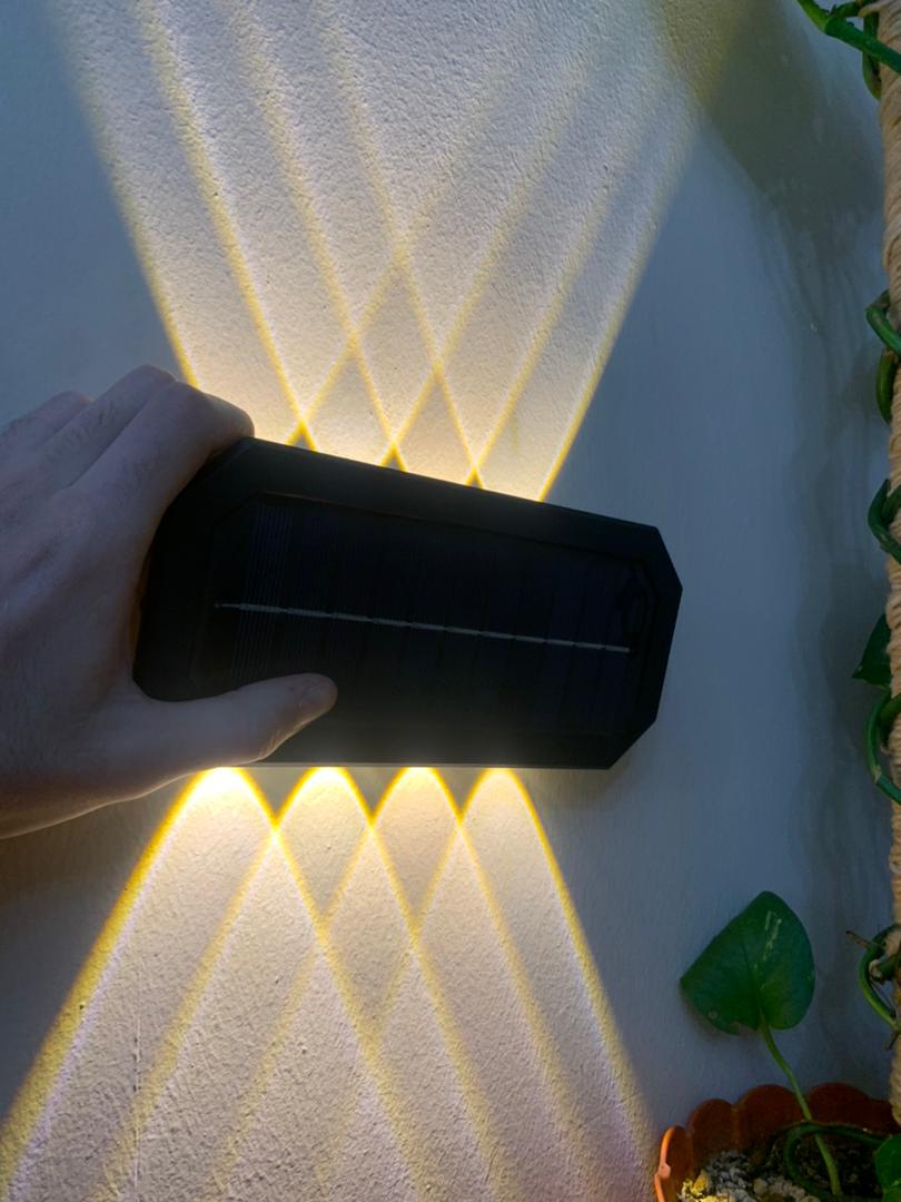 Lampe-Solaire-Murale-8LED-avec-D-tection-de-Mouvement-Auto-1Pcs.png