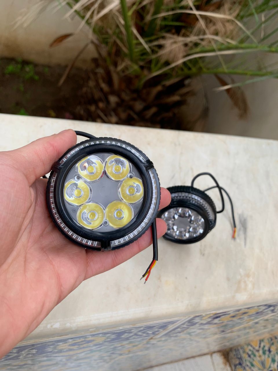 Lot-de-2-Phares-Antibrouillard-6-LED-12V-85V-pour-Moto.png