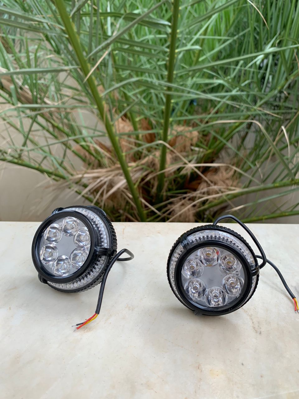 Lot-de-2-Phares-Antibrouillard-6-LED-12V-85V-pour-Moto.png
