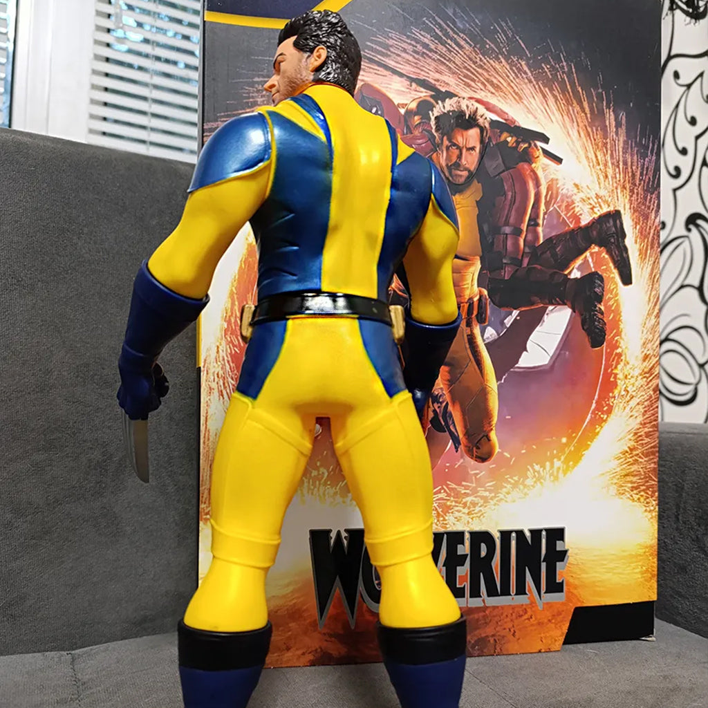 Wolverine-Figurine-G-ant-30cm-en-PVC.png